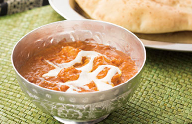 ゴールデンカレーでバターチキンカレー